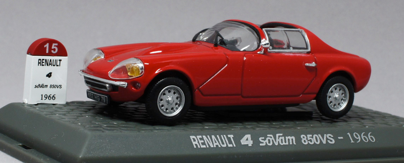 Illustration for article titled French Friday: un Quatre, Moteur à mi-voiture?